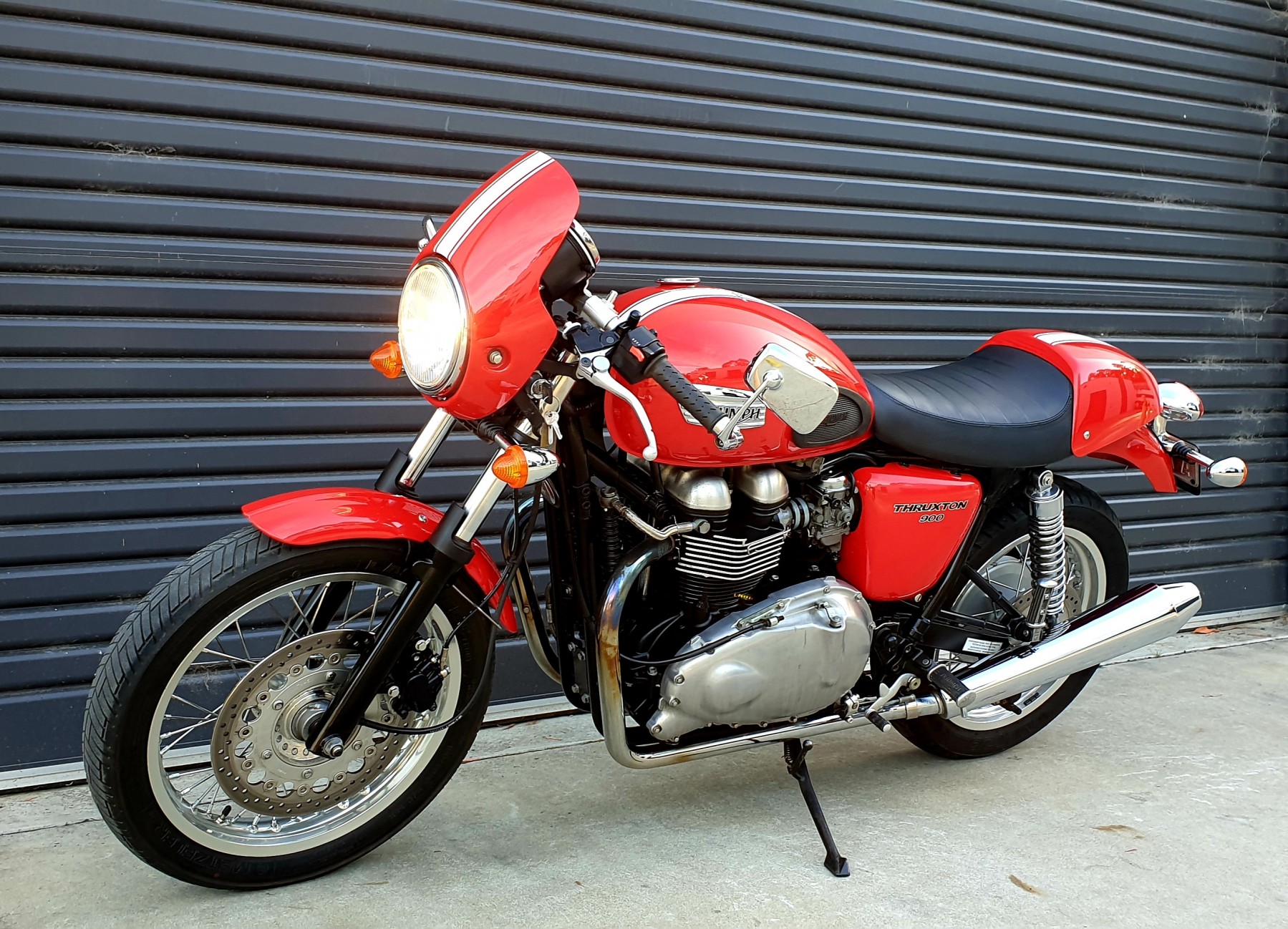 2008 triumph thruxton shop 900
