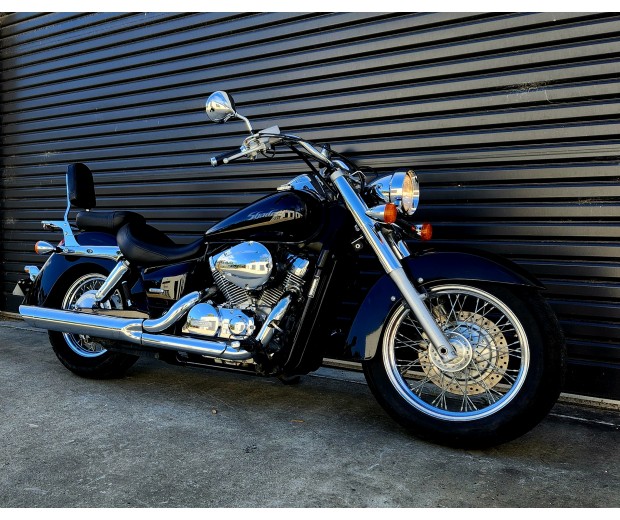 2004 HONDA SHADOW VT750
